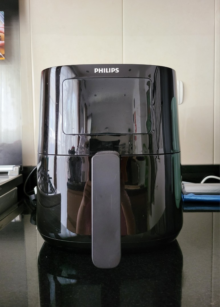 https://media.karousell.com/media/photos/products/2023/7/31/philips_air_fryer_hd9252__90_k_1690784256_b43007ad.jpg