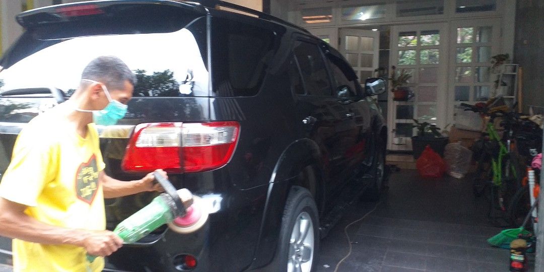 Poles mobil ,motor dan nano ceramic coating Jakarta on Carousell