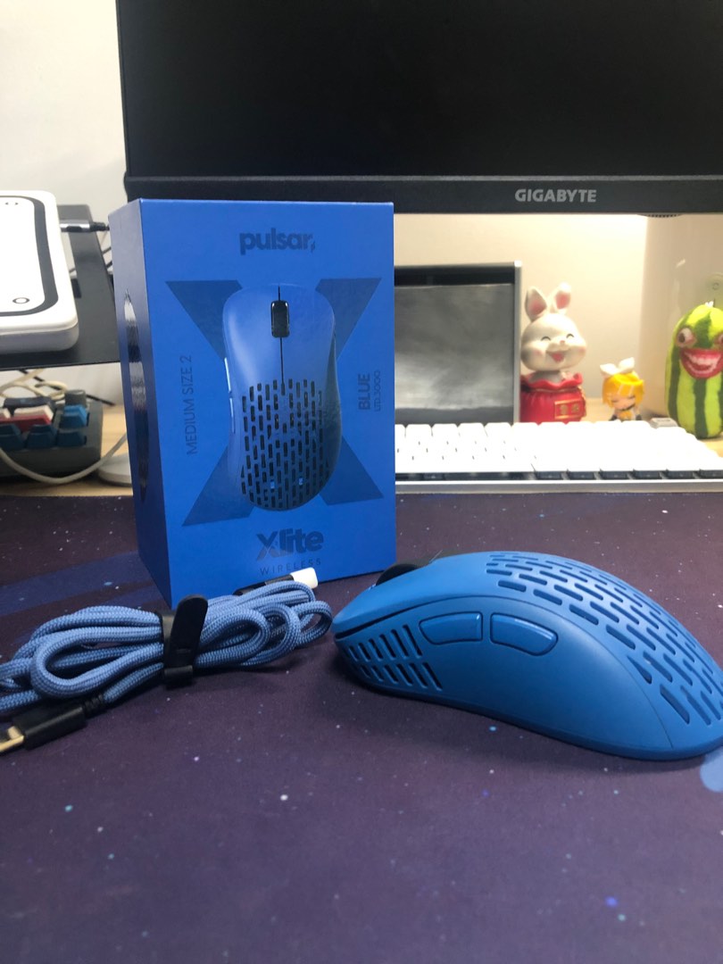 Pulsar Xlite v2 medium with pulsar glass skate, Computers & Tech, Parts ...
