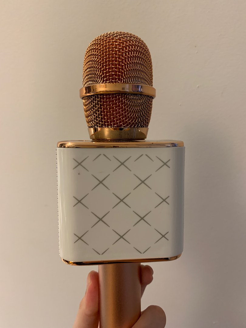 Second hand bluetooth speaker mic