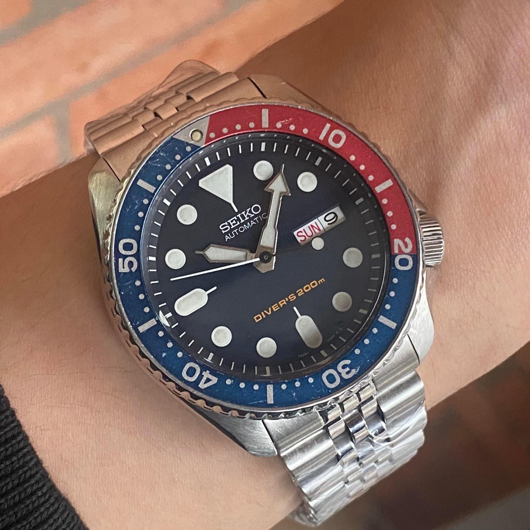 Seiko SKX009K 7S26 0020 Pepsi Diver s 200 Meters Watch Men s