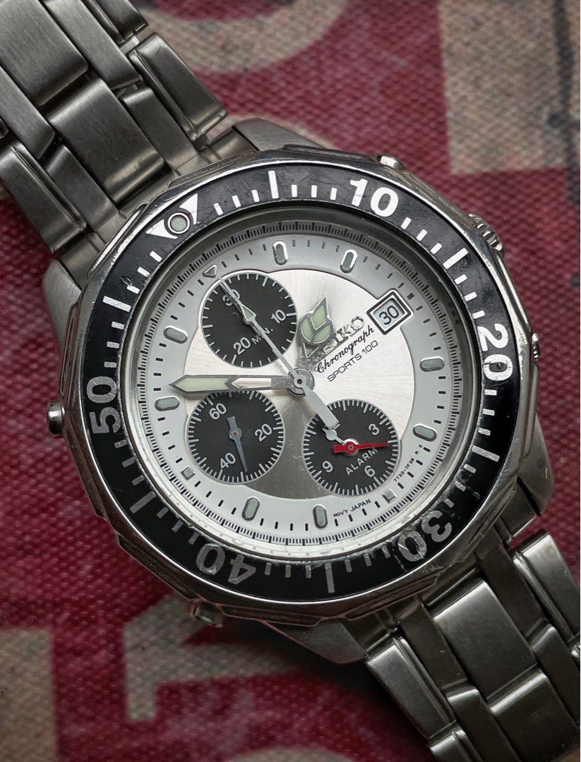 Seiko quartz sports 100 alarm chronograph hotsell