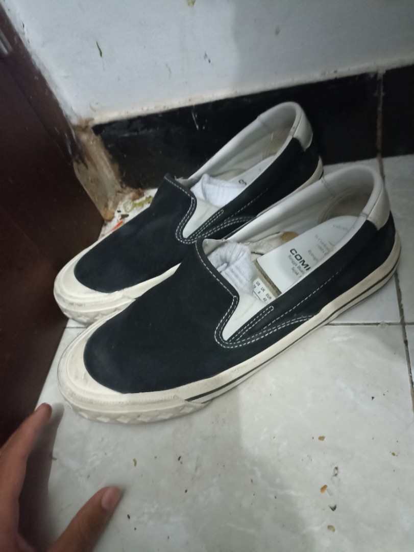 Sepatu Compass Fesyen Pria Sepatu Sneakers Di Carousell