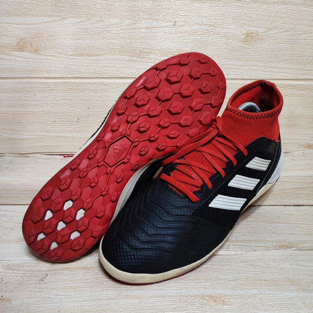 SEPATU FUTSAL ADIDAS PREDATOR TANGO 18.3 TF ORIGINAL DB2135 BLACK/RED,  Fesyen Pria, Sepatu , Lainnya di Carousell