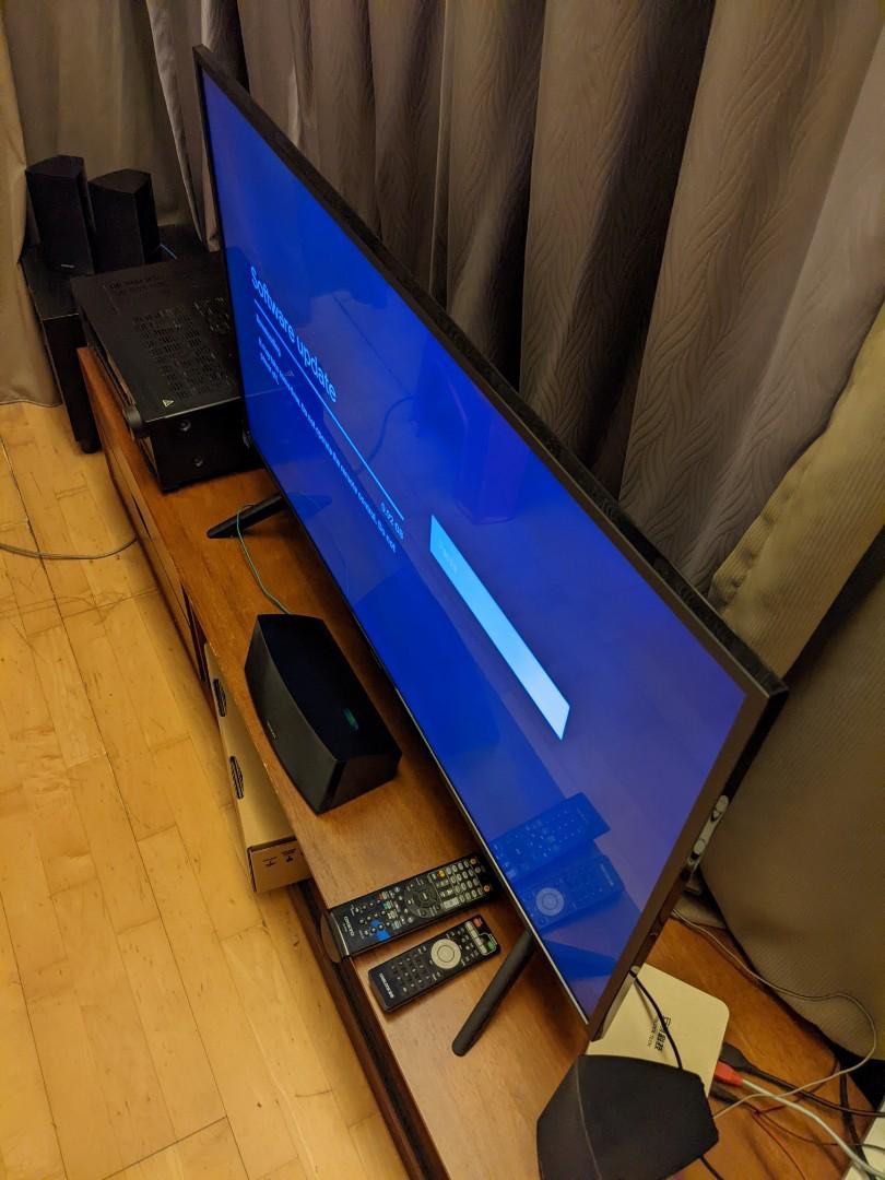 Sharp Aquos Smart TV 42"Inci Tiptop, TV & Home Appliances, TV