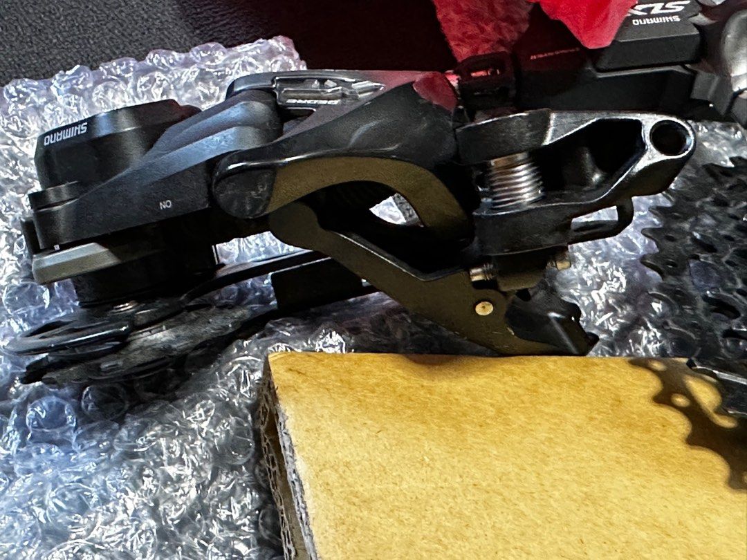 Shimano XT Derailleur (11 Speed) with SLX Shifter + Sunrace Cassette(11