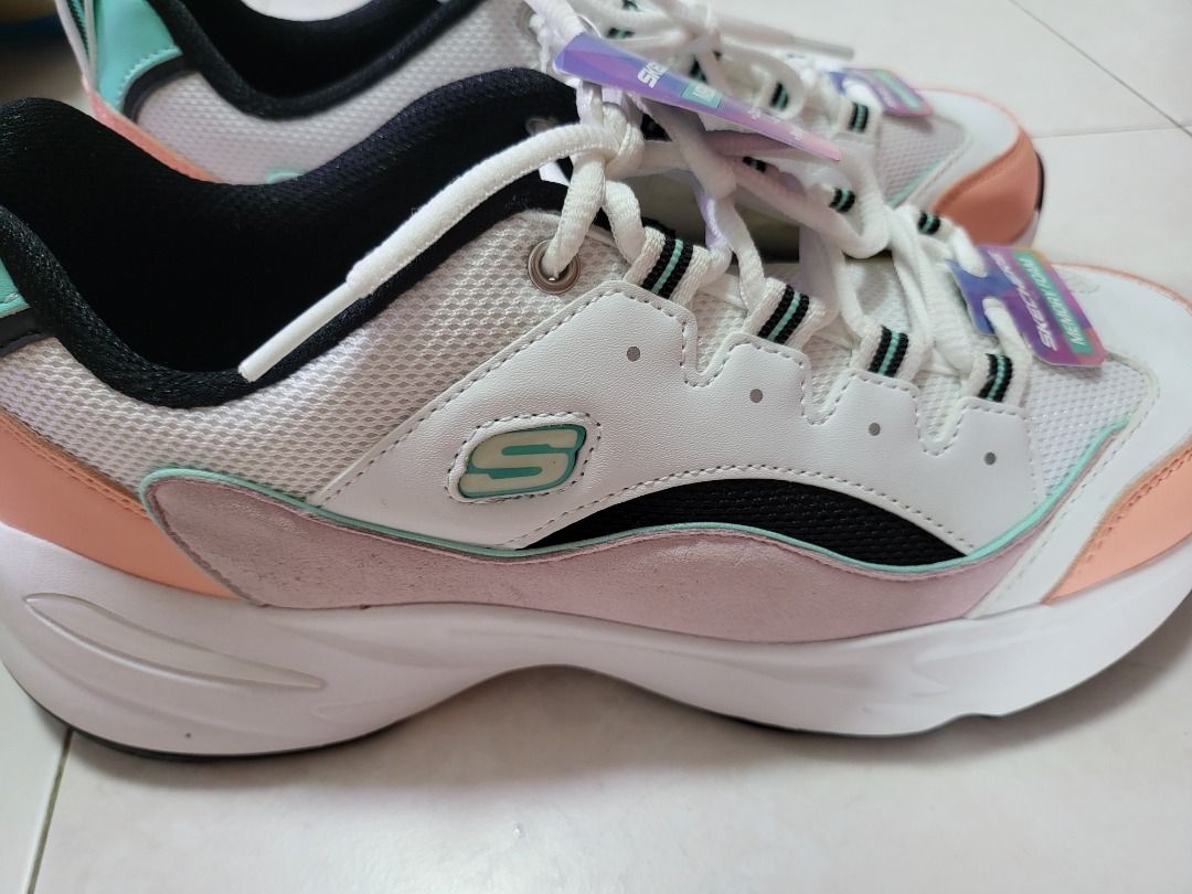 White and outlet pink skechers