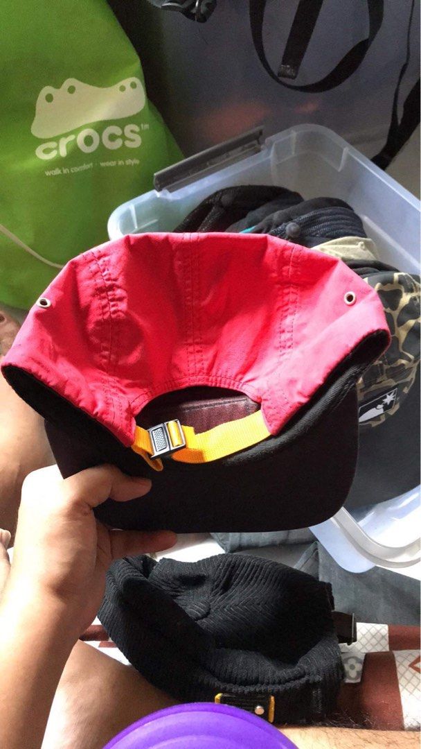 How to spot genuine Supreme 5 Panel Camp Caps from the fakes/ imitations/  copies? 