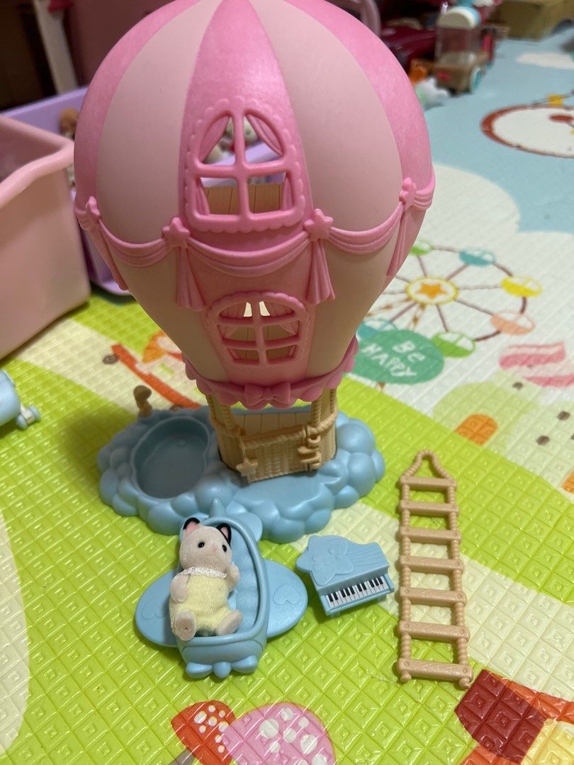 Sylvanian families store hot air balloon