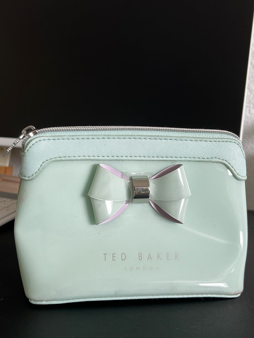 TED BAKER Wash Bag, Women's Fashion, Bags & Wallets, Purses & Pouches ...