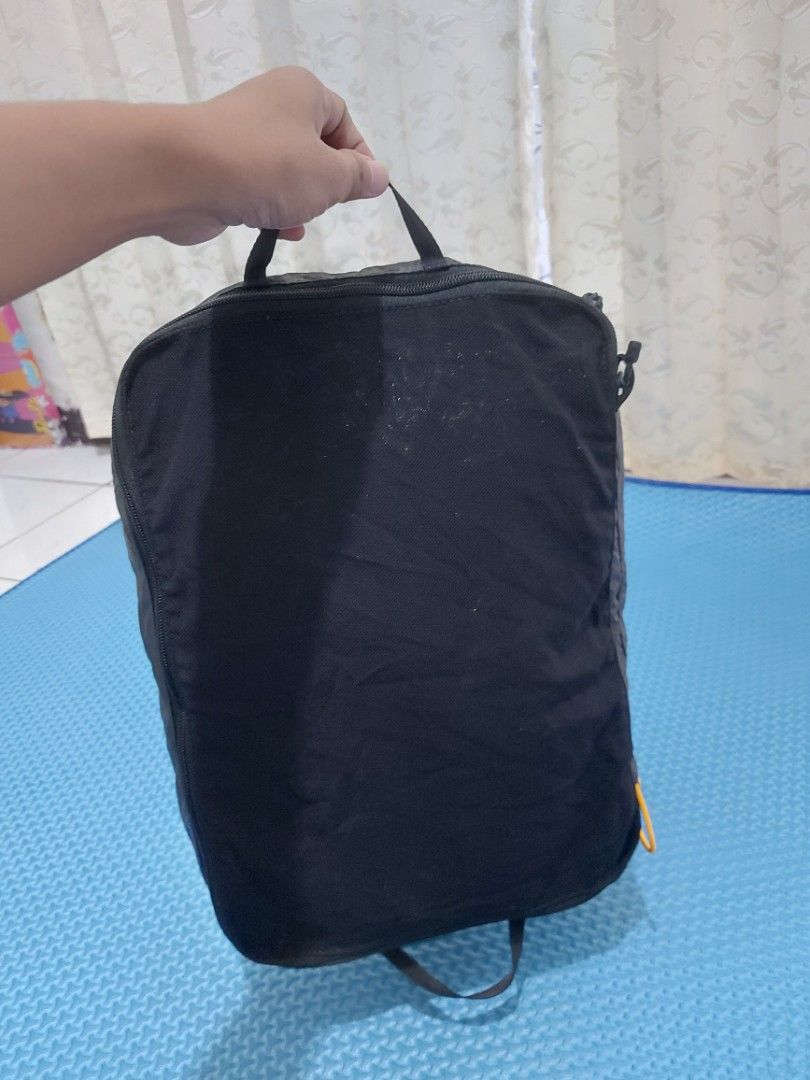 North face cheap flyweight cube
