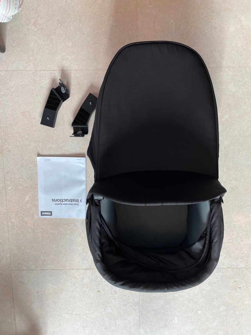Thule insert, Babies & Kids, Going Out, Strollers on Carousell