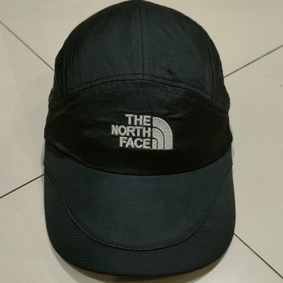 Topi TNF on Carousell