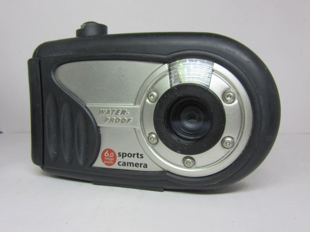 U. K. waterproof 6.0 sports camera (Category: Cameras) located in Las Pinas. Submitted by film101 (Listing ID 1246247408, Image 3). Description: ✨Imptd camera 6.0MP 💫Its made in UNITED KINGDOM under the name of TRAVELER CAMERA UK ✨Serial nos. 2514 2891 6/2008 supra foto product code 7071 UK With sample photos of British natl while swimming in the beach -run by 2 pc AA batt ----------- ✨Its a rubber supported camera with stainless in the front an