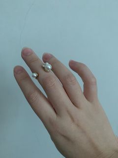 Upper finger rings