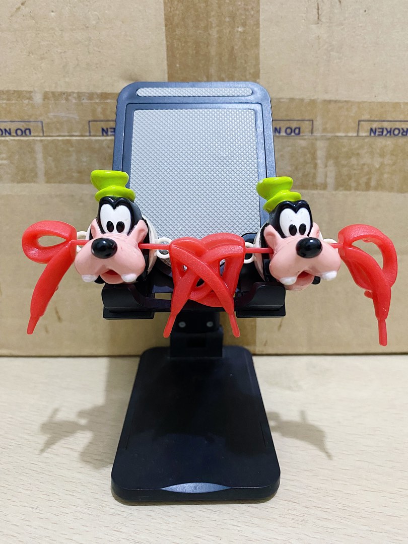 (Vintage) 1989 Goofy Disney Mickey & Pals Shoelace Bow Biters by