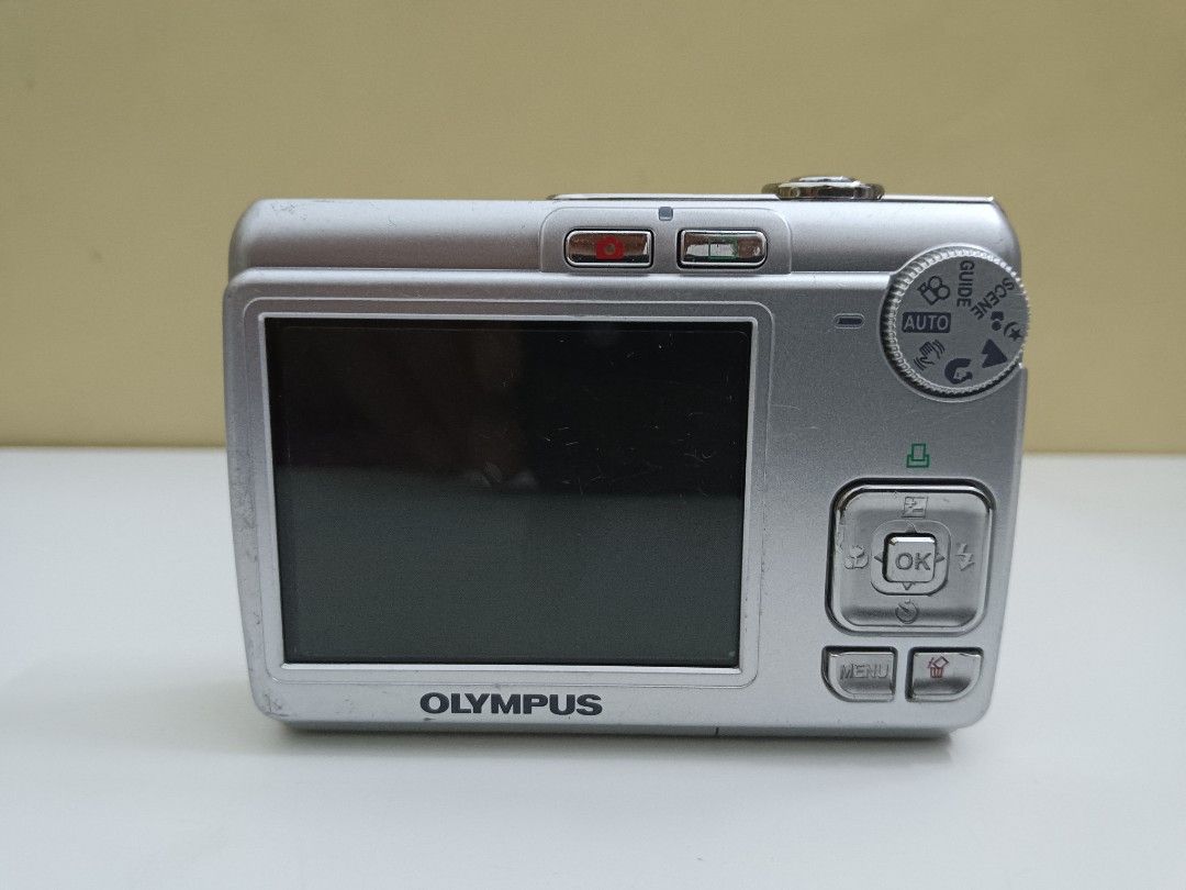 VINTAGE OLYMPUS FE210, Photography, Cameras on Carousell