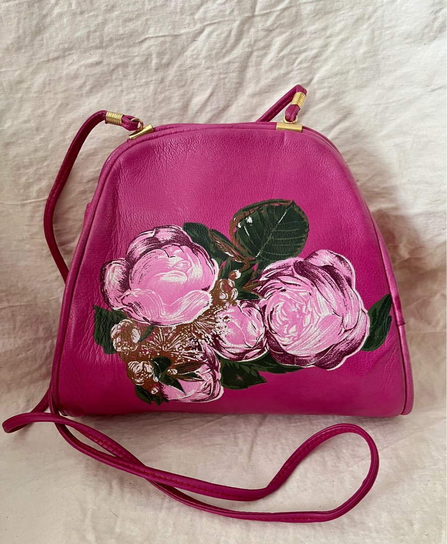 Vintage Sling Bag, Women's Fashion, Bags & Wallets, Crossbody Bags on