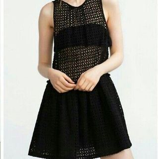 Zara Black eyelet sleeveless summer dress
