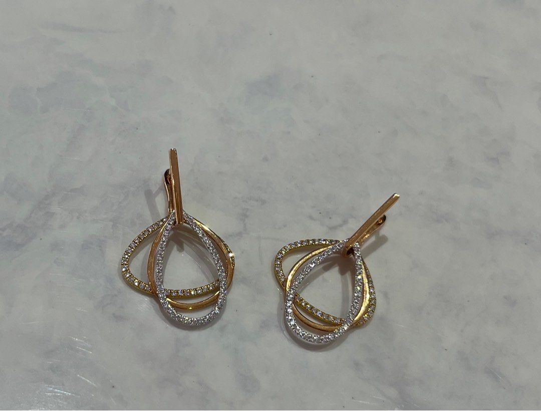 Gold geometric new arrivals earrings