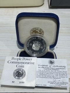 500 PISO PEOPLE POWER COMMEMORATIVE COIN