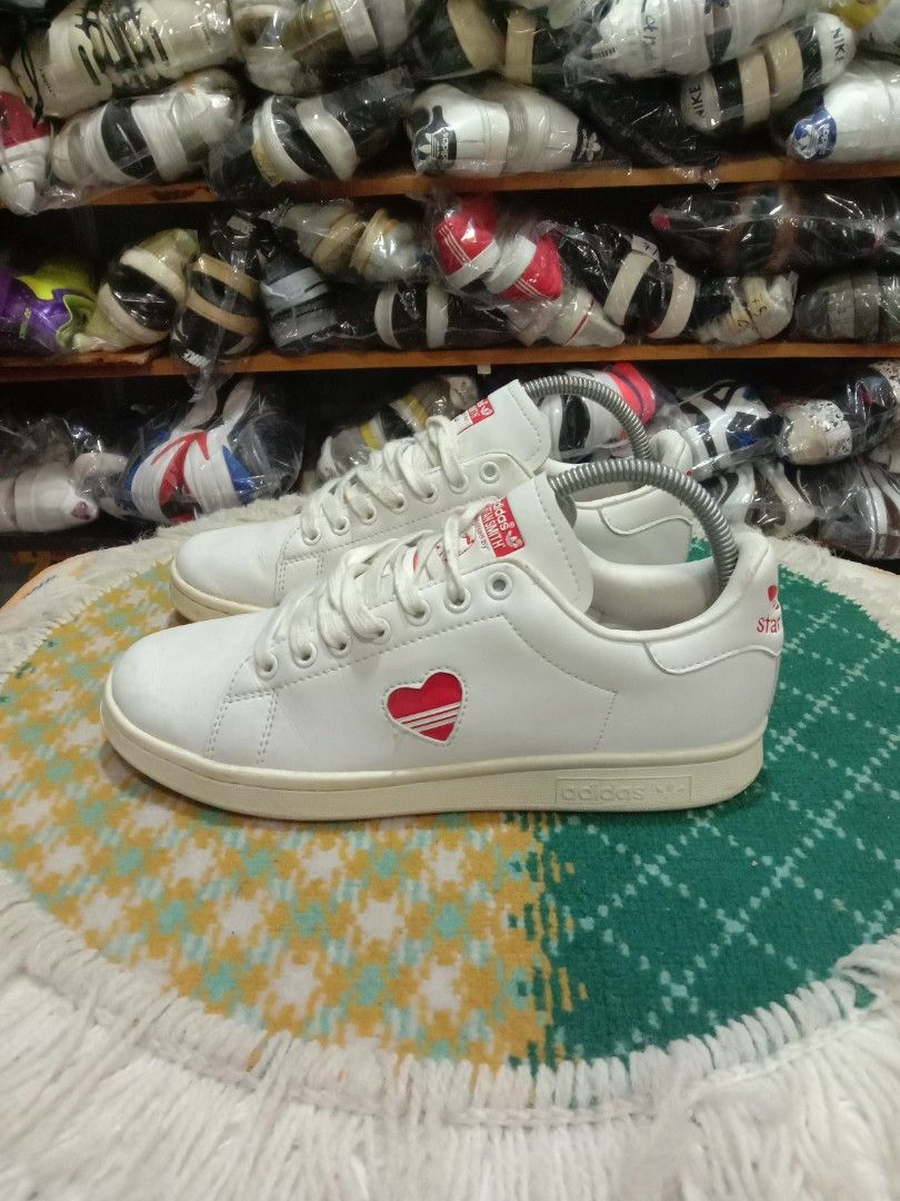 Stan smith love deals
