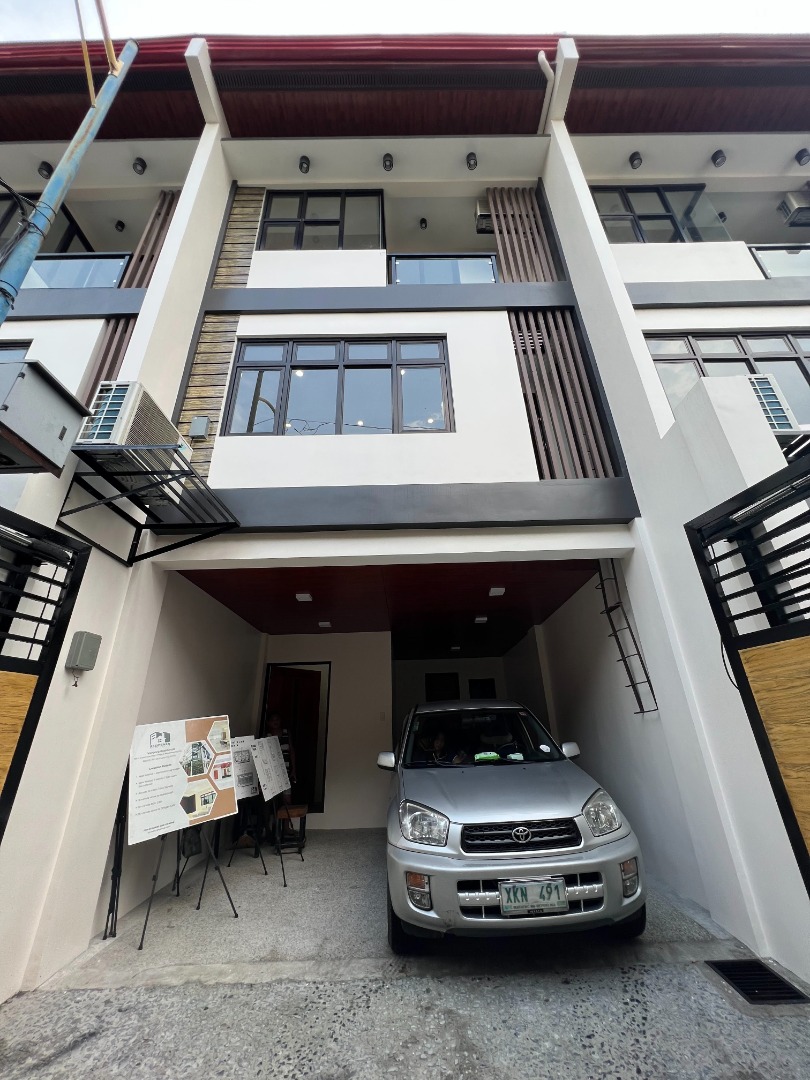 🏡 Your Dream Home Awaits! Townhouse for Sale in Brgy Vergara
