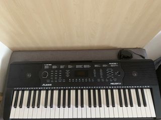 ALESIS MELODY54 Keyboard Piano 54 Keys with FREE BAG (slightly negotiable)