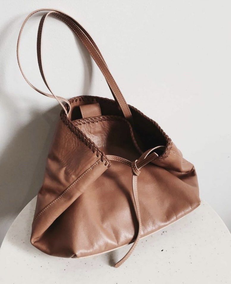 ALMA TOTEBAG KAYNN BAG on Carousell