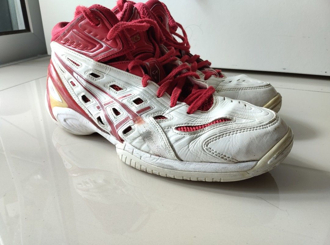 Asics basketball shoes zara store