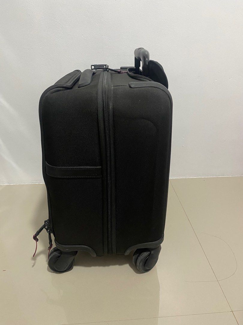 TUMI Alpha 3 Pilot case 4w 117158