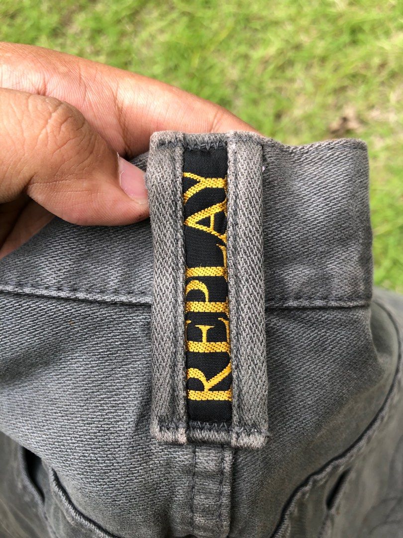 Real vs Fake Replay jeans. How to spot counterfeit replay denim. 