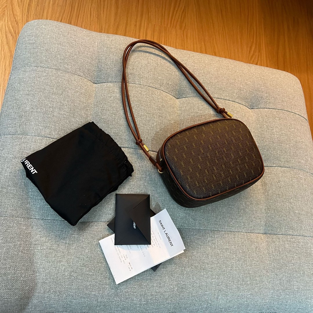 YSL Lou Camera Bag in Smooth Leather, Women's Fashion, Bags & Wallets,  Cross-body Bags on Carousell