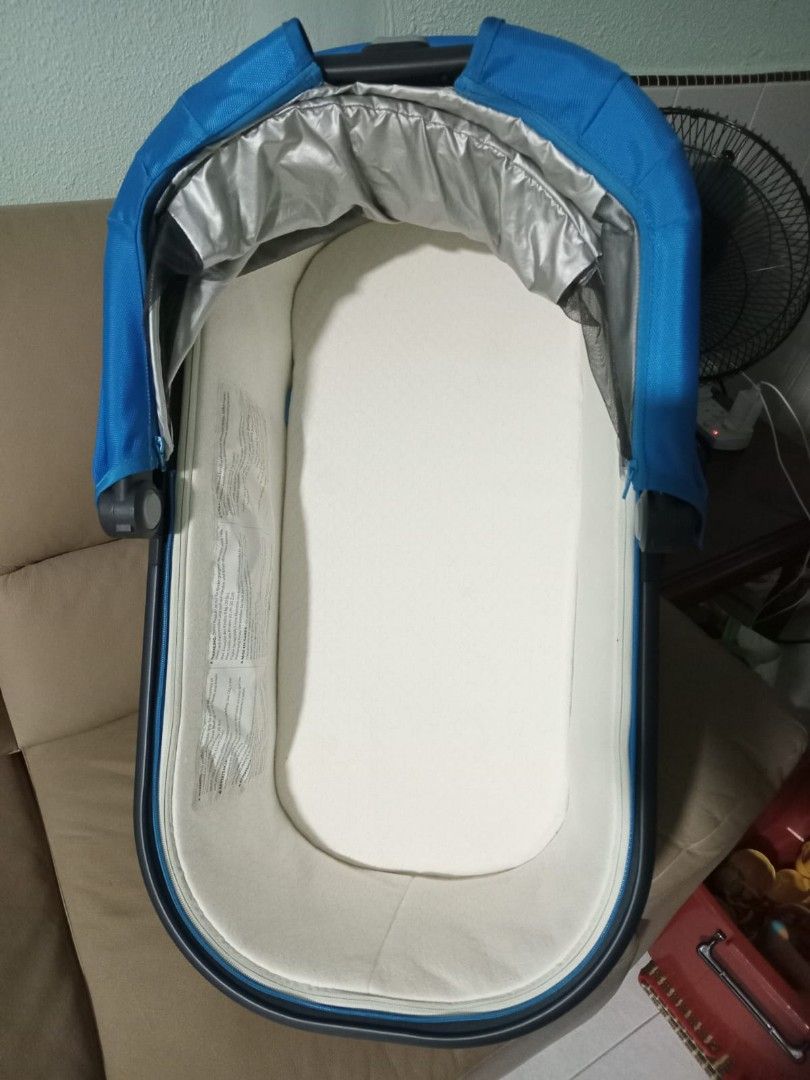Used uppababy store bassinet stand