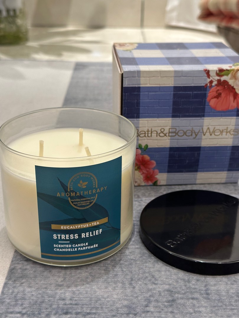 Aromatherapy candles bath store and body works