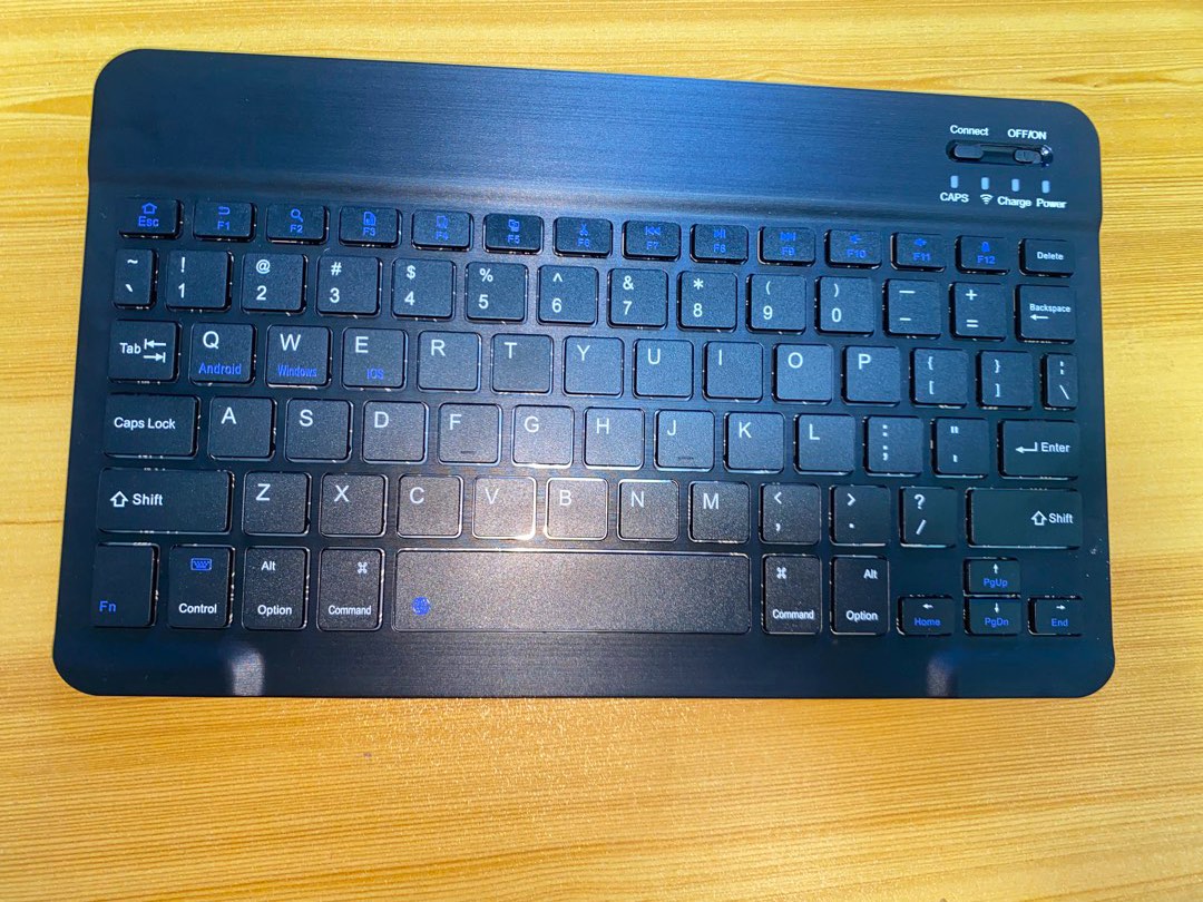 Bluetooth Keyboard BK100 (iPad, Mac, Windows, Android), Computers