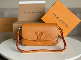 Like new authentic Louis Vuitton LV buci quartz bag, Luxury, Bags & Wallets  on Carousell