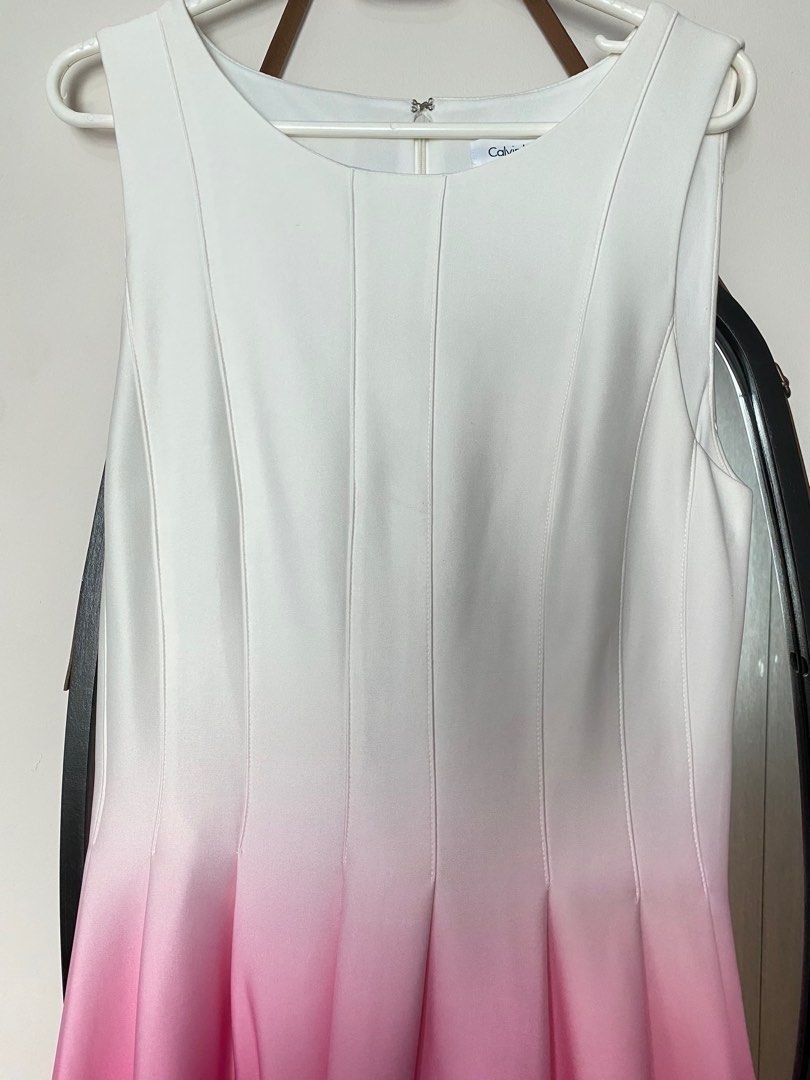 Calvin Klein pink and white Ombr sleeveless cocktail dress. Fit