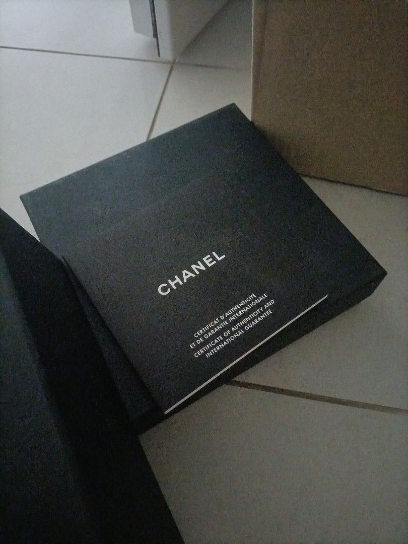 BN Authentic Chanel Jewelry Box, Everything Else on Carousell