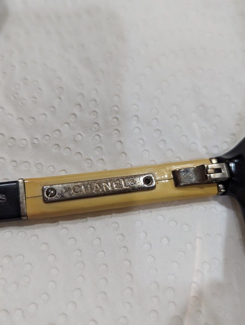 Chanel eye glasses (Category: Sunglasses & Eyewear) located in Las Pinas. Submitted by rozramer (Listing ID 1241086092, Image 3). Description: Auth vintage Location: BFRV Las Pinas SF: buyer's expense.