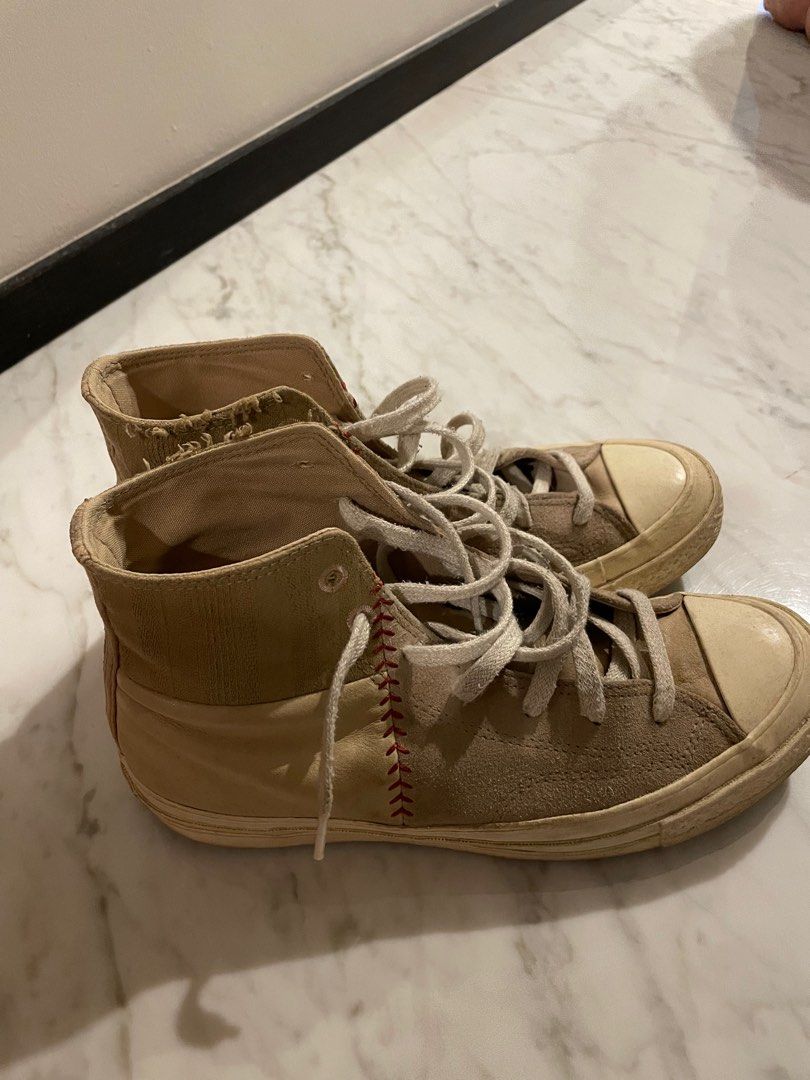 womens chuck taylors