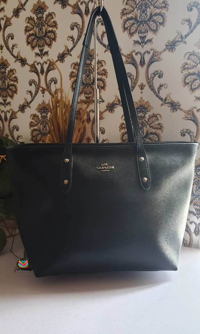 Coach tote zipper, Luxury, Bags & Wallets on Carousell