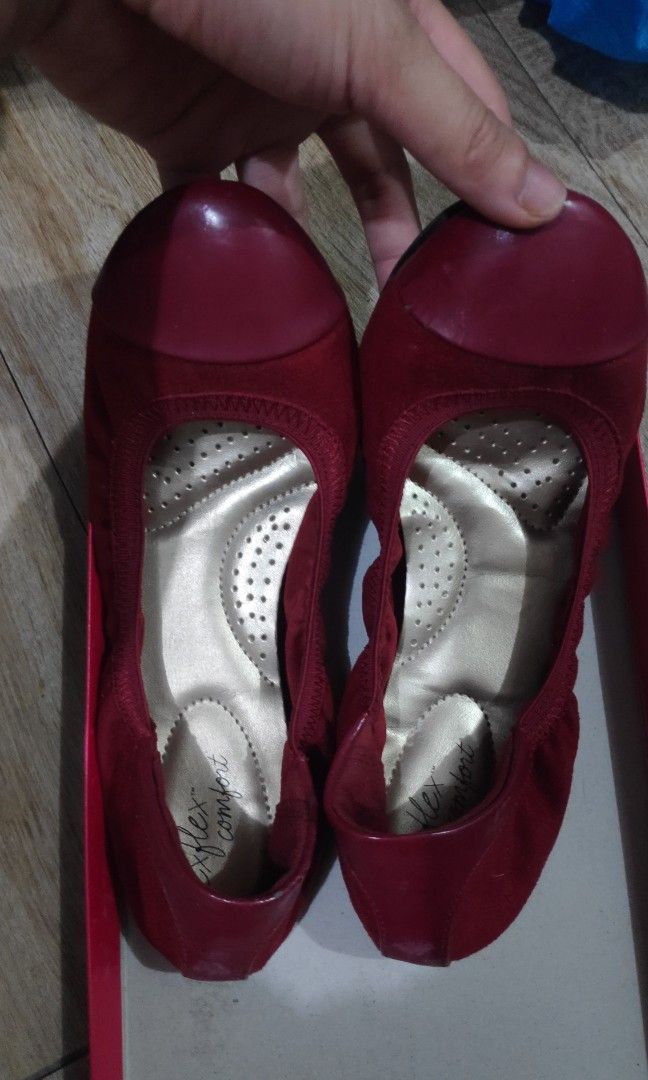 Dexflex comfort red flats size 6.5, Women's Fashion, Footwear, Flats u0026  Sandals on Carousell