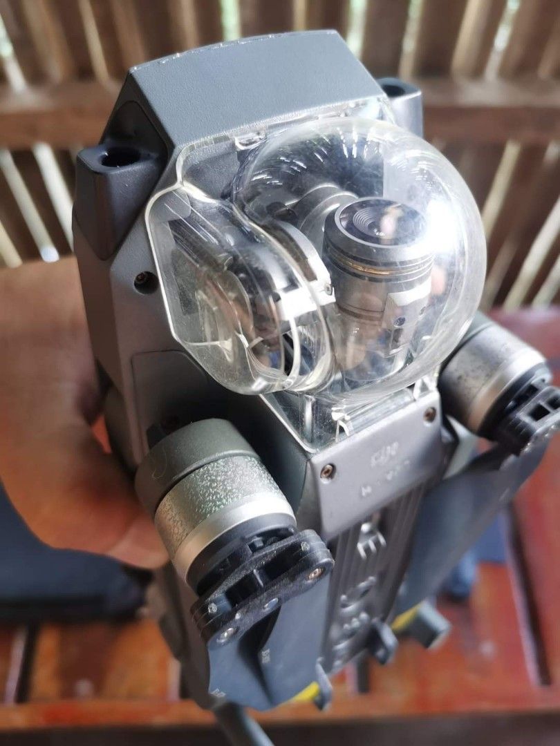 DJI PHANTOM MAVIC PRO (Category: Video Cameras) located in Daet. Submitted by la.petite.sirene (Listing ID 1241110753, Image 2). Description: DJI PHANTOM MAVIC PRO Low cycle un dalawang battery, yun dalawa above 30 plus di ko masyado na check pero working lahat. May history ng crashed pero napalitan ng buong shell kaya goods ulit. Issue : Un dial ng sa remote missing pero di naman need masyado kasi pang portrait mode. Yung motor linisan kasi na s