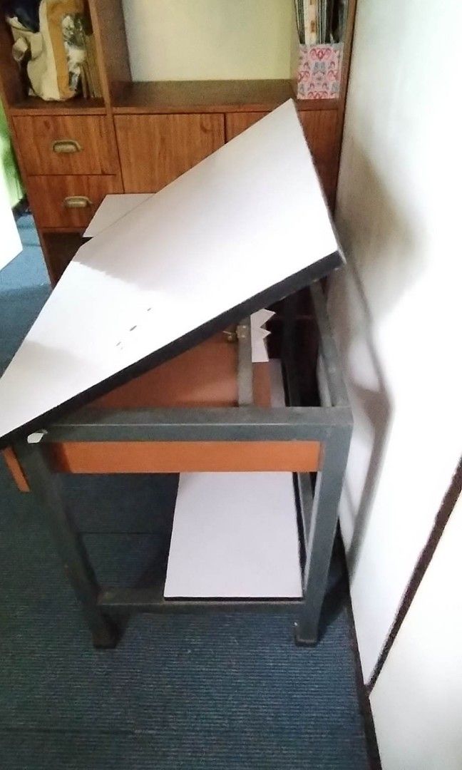 Drafting table (Category: Office Furniture & Fixtures) located in Manila. Submitted by olxph_reden1421 (Listing ID 1240997239, Image 2). Description: used architecture drawing table. pickup only at our place in sta rosa laguna.