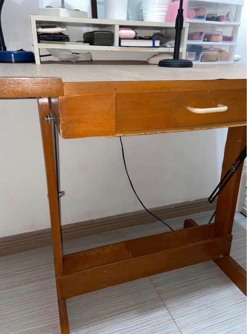 DRAFTING TABLE on Carousell