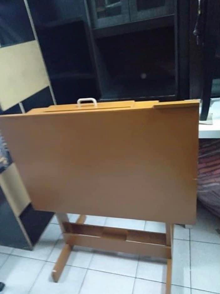 DRAFTING TABLE on Carousell