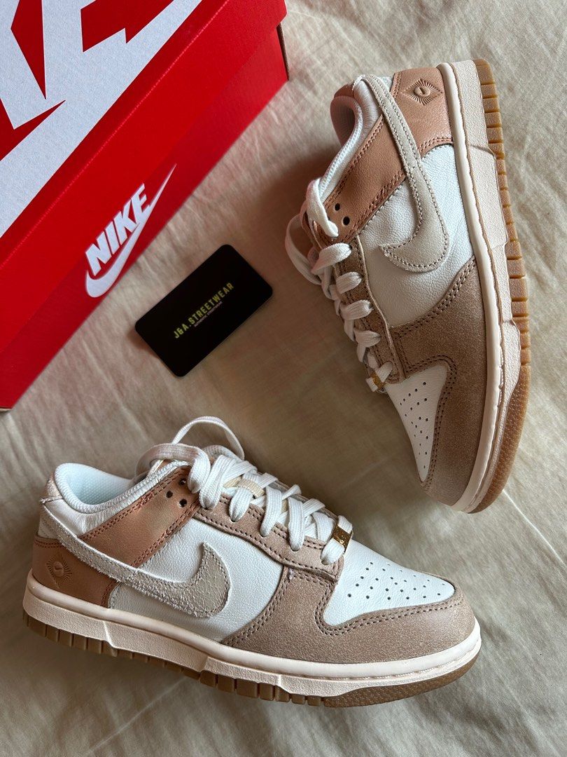 Dunk Low SE Australia W