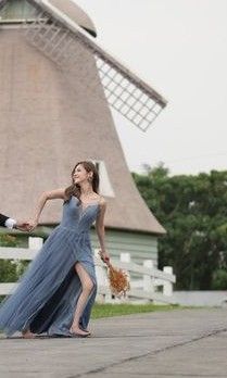 Dusty blue tulle gown (Category: Evening dresses & gowns) located in Manila. Submitted by DesignerDepotMNL (Listing ID 1241080040, Image 3). Description: bust 34-35 waist 26-27 hips 34-35.