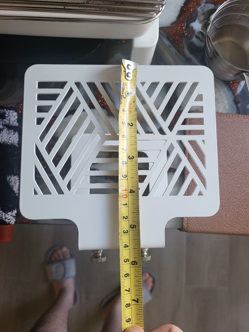 Espresso scale riser （分類：炊具及配件）位於 Hong Kong。 由 kby123 提交（商品編號 1241073855，圖片 3）。簡介： White color. 6 inches (w) x 5.8 inches (l) x 3.2-6 inches (h)。